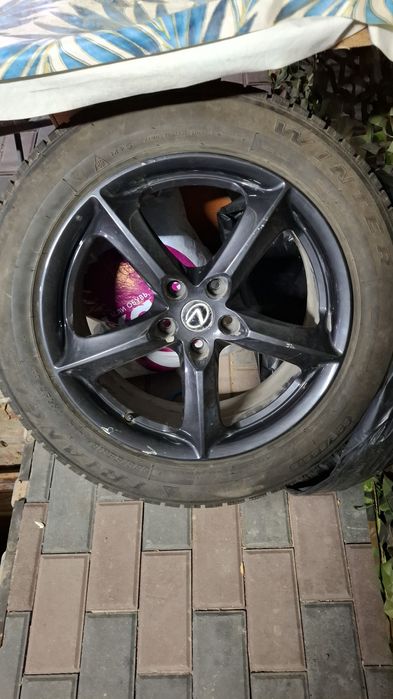 Продам резину с дисаами