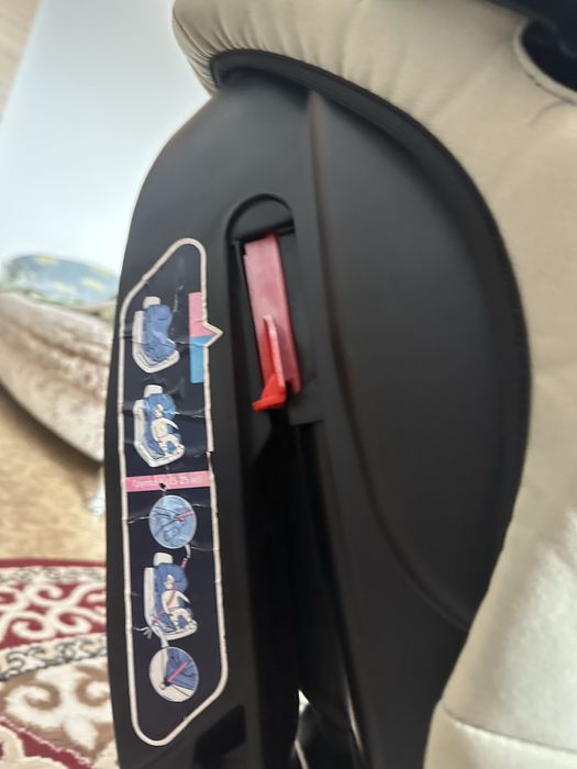 Продам автокресло