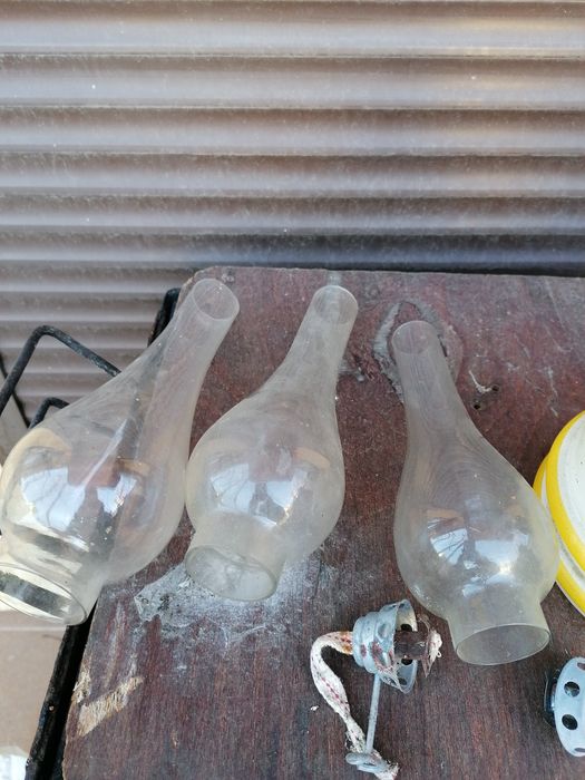 Lampa cu gaz și sticle de rezrva
