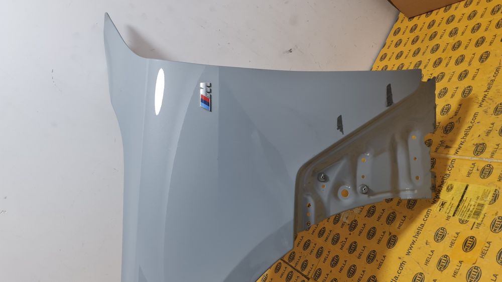Aripa stanga fata BMW 4 G26 i4