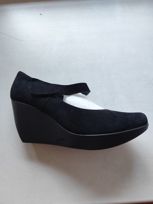 Продам туфли большого размера.