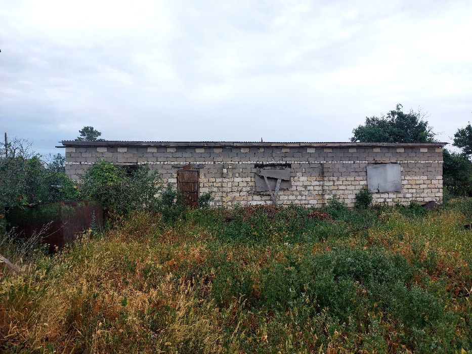 Продам откормочную базу.