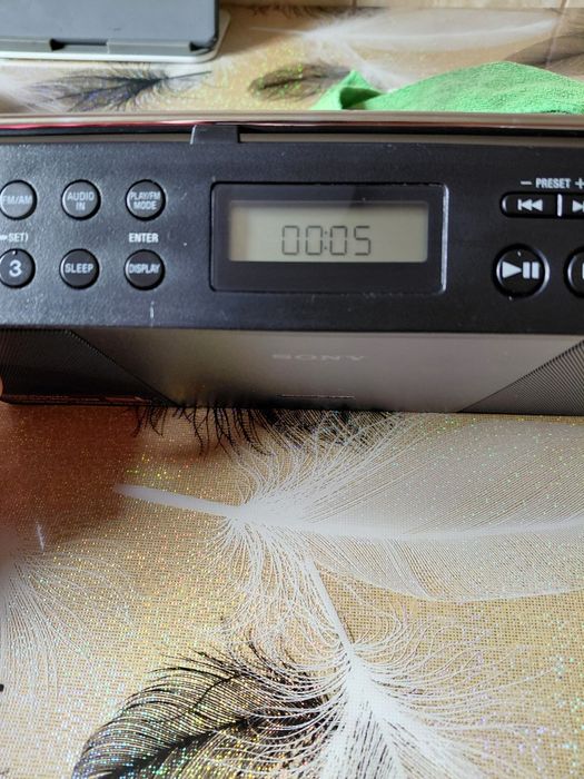 Vind sistem muzica Sony portabil și la curent