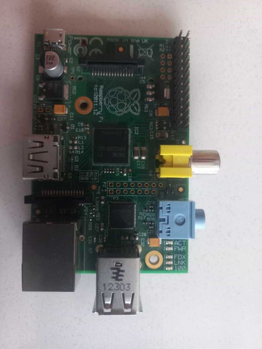 Raspberry p1 (c) 2011.12