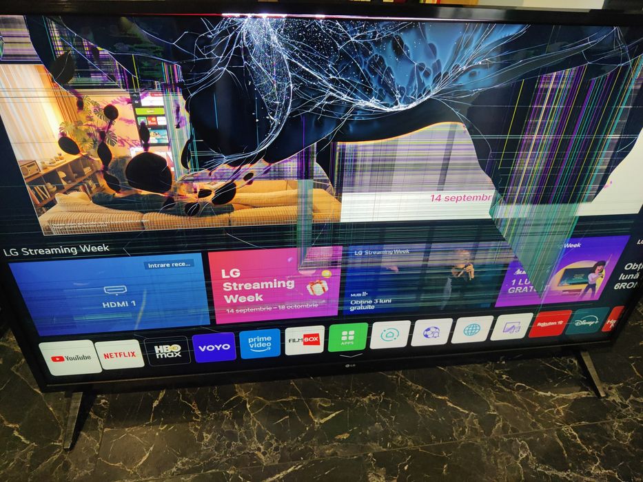 LICITAȚIE Televizor LG 50 inch Ecran spart Pentru piese sau reparații