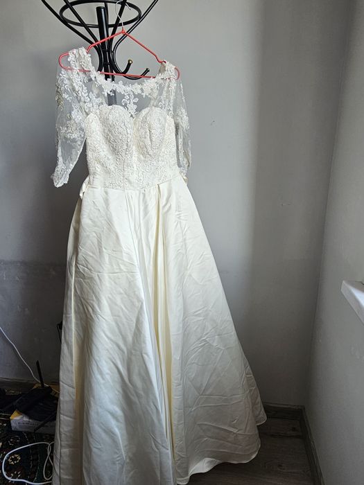 Продам свадебное платье