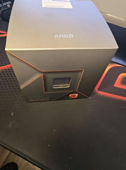 AMD Ryzen 9 7900
