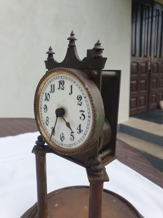 Ceas Antik de Semineu