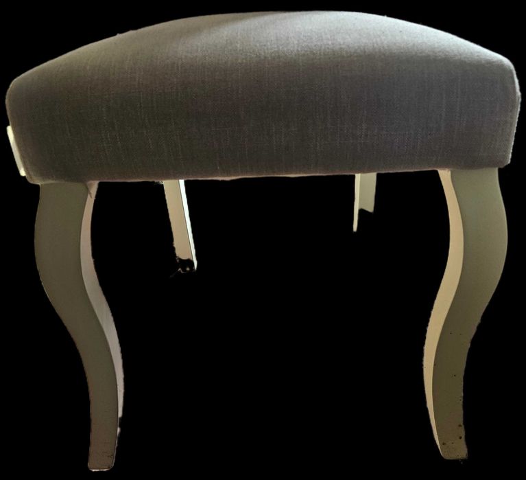 Елегантни трапезни столове