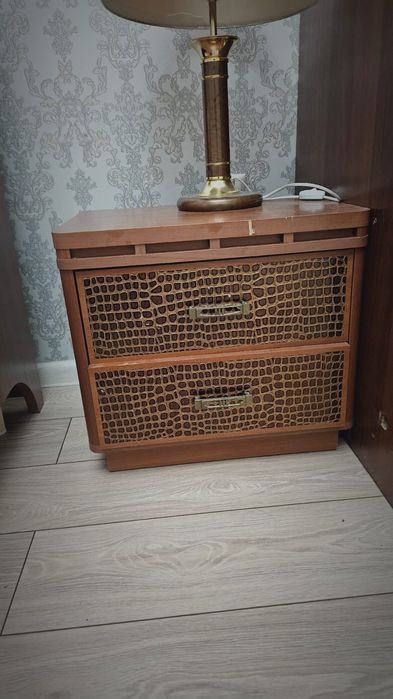 Продаётся спальный гарнитур