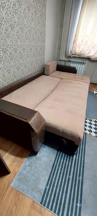 Диван угловой расклодной