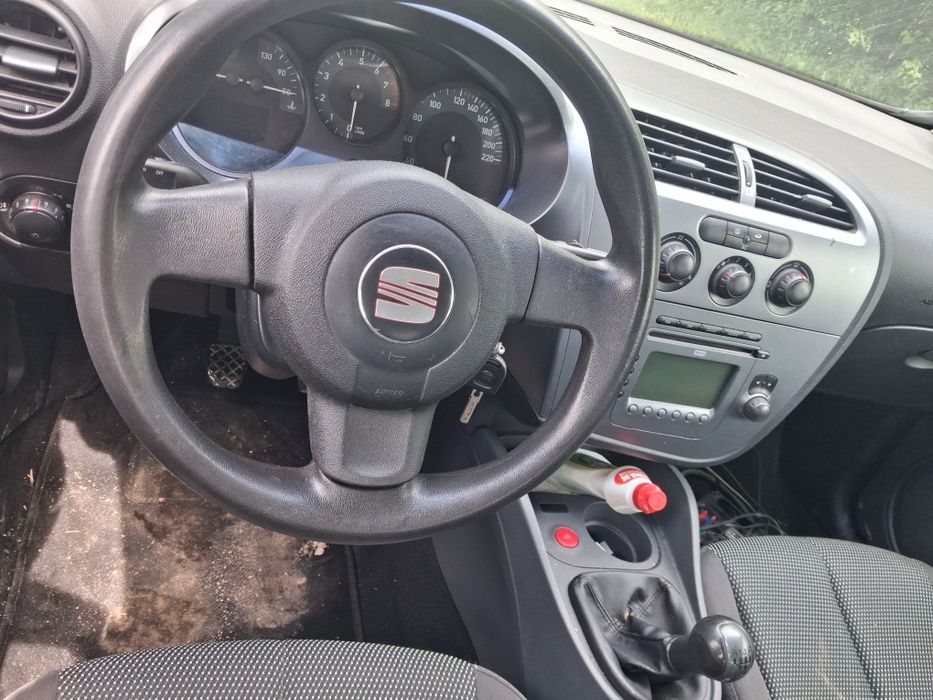 SEAT Leon 2008 — imagine 5