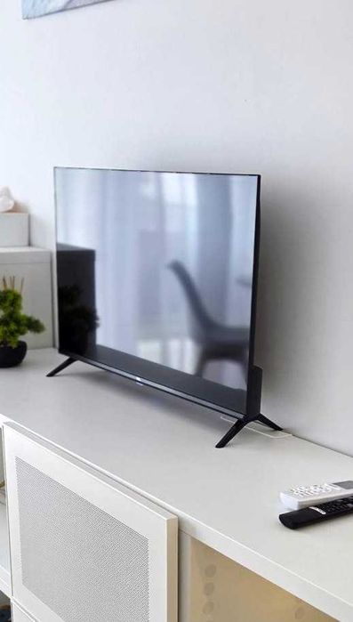 TV TCL LED, 80 cm, Smart Android  TV, garantie 2028