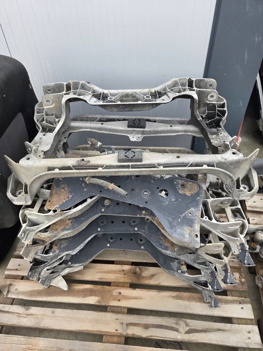 Преден мост Мерцедес w203 C class