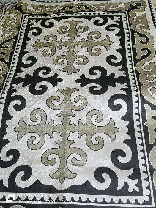 Продам коврики 4 д