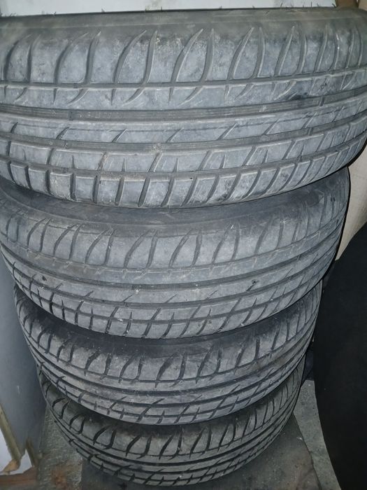 Летни гуми с железни джанти