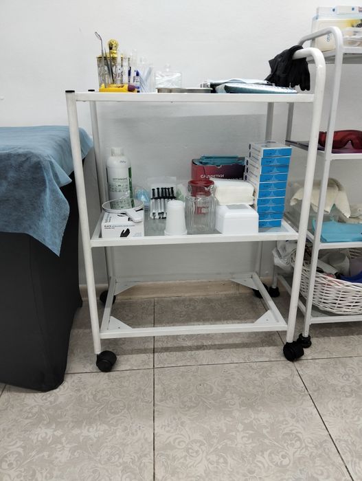 Столик процедурный