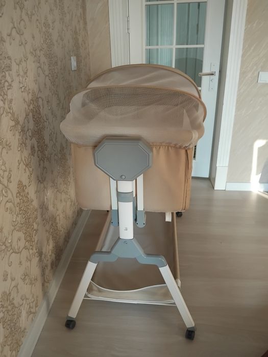 Электрон детиский кроват.