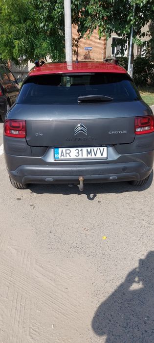Vând Citroen C4 Cactus