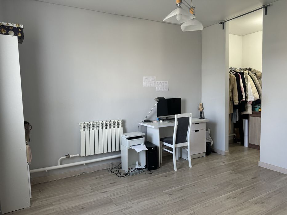 Продам 2-х этажный дом