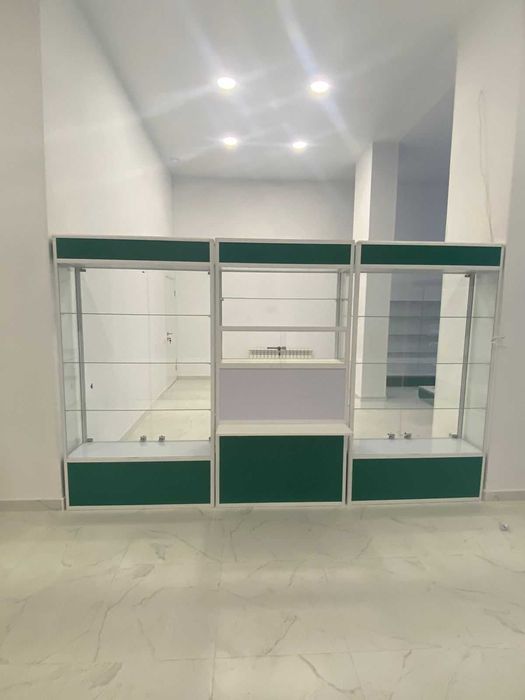 Торговое оборудование витрины