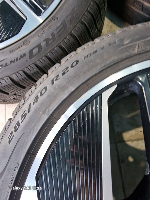 285 40 20 Pirelli P Zero 108 V 245 45 20 Pirelli 8мм DOT 23