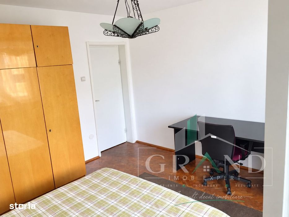 Ap 4 camere | 2 bai | Balcon | Gheorgheni-Hotel Royal