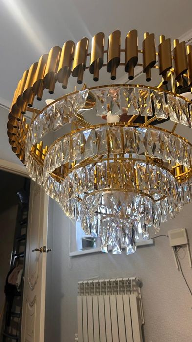 Люстра сатылады