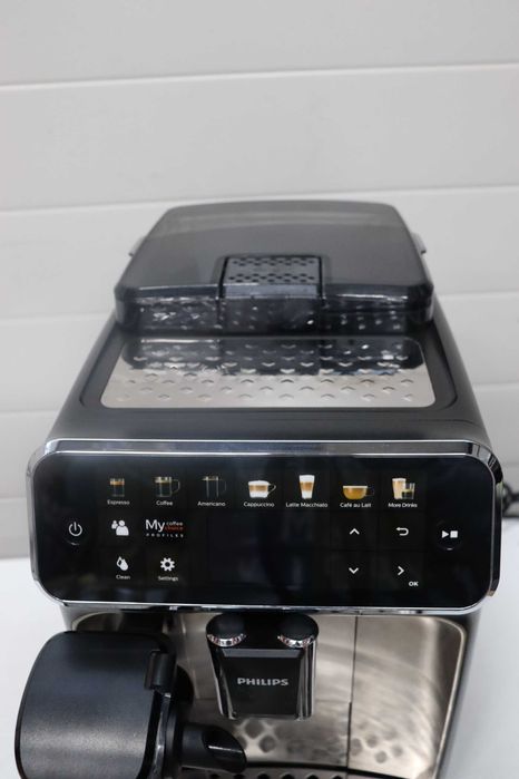 Кафеавтомат Philips Series 5400 LatteGo EP5441, Кафемашина 1.8L, 15Bar