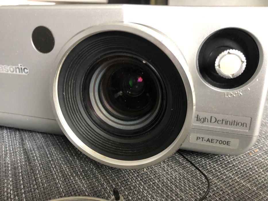 HD Проектор Панасоник/ Panasonic PT-AE700E