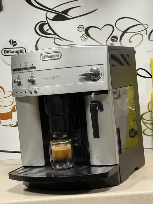 Кафемашина кафе автомат delonghi magnifica с гаранция