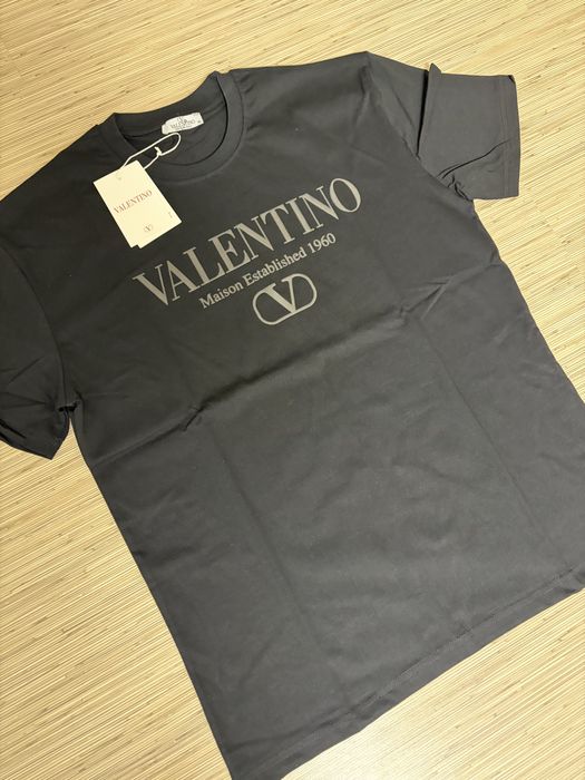 Tricou Valentino marimea XXL nou nouț