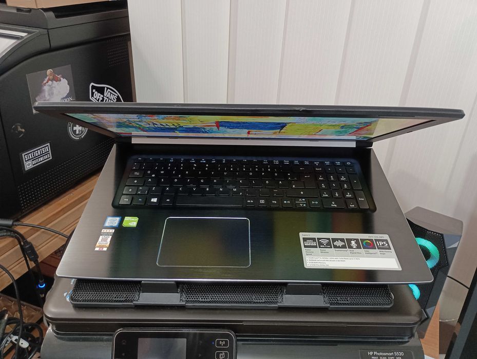 Лаптоп Acer Aspire 5 A517-51G i5-8250U / 17.3"