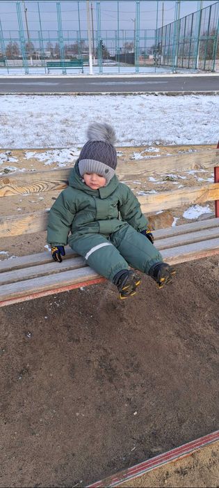 Продам зимний комбинезон