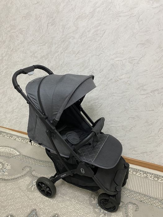 Коляска прогулочная