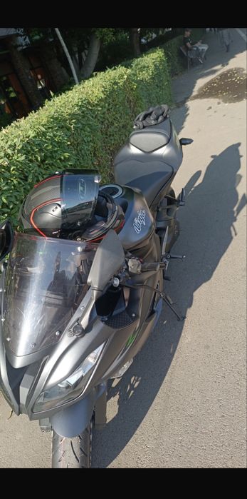 Kawasaki ninja zx6r 636 2016