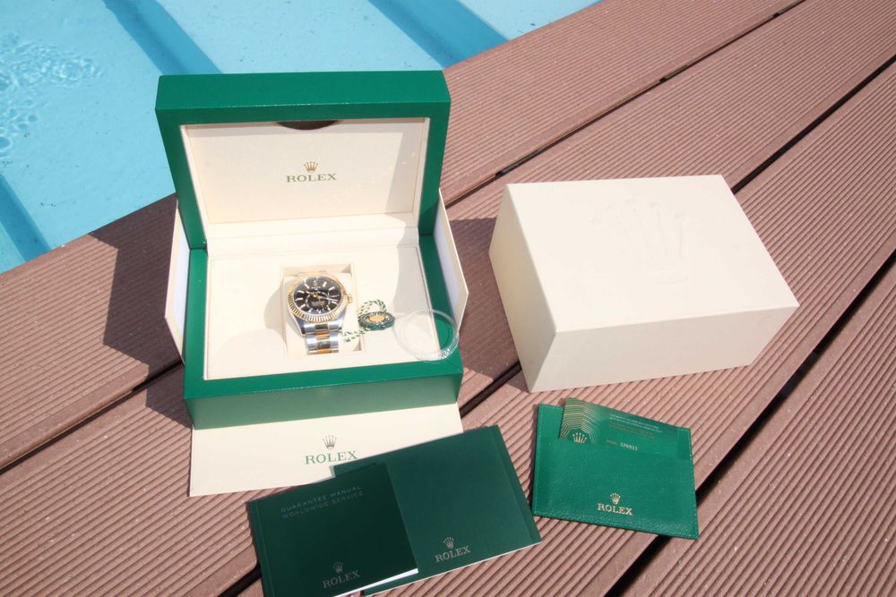 Rolex Sky Dweller Two Tone Yellow Gold  - Full Pack/Acte/Cutie/Card