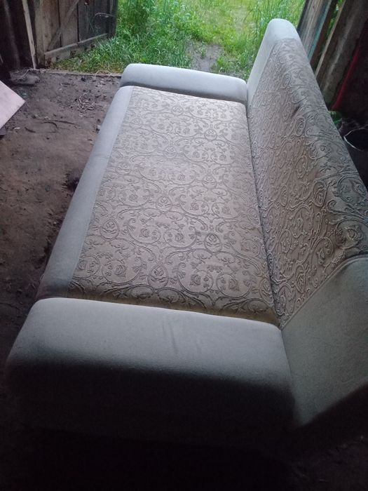 Продам диван б/у