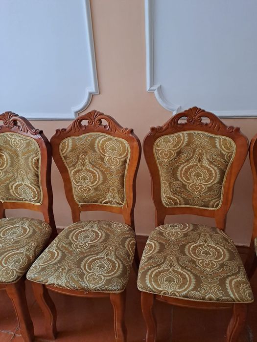 Стулья 11шт продам срочно!