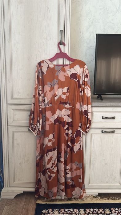 Платья повседневные и нарядные