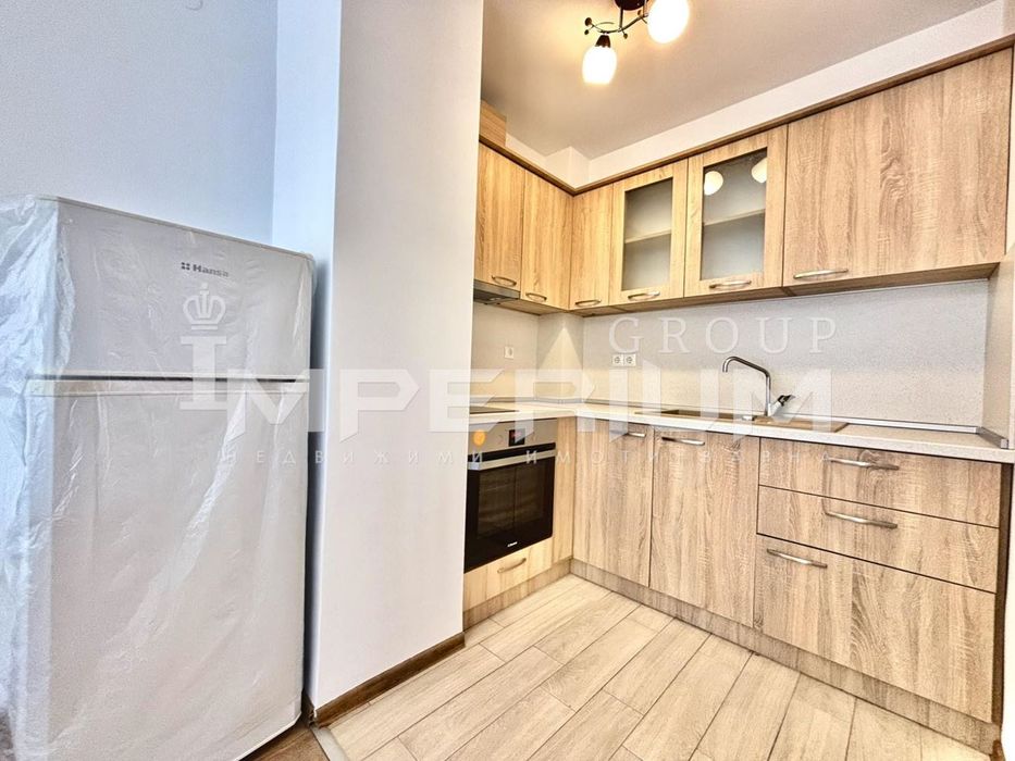 Дава се под наем Двустаен апартамент в Варна, Бриз - 60 кв.м за 663 € - Снимка #1