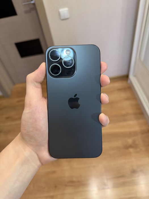 Продам Iphone 15 Pro Max