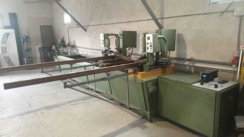 Masina de sudat (lipit) PVC cu 2 capete URBAN