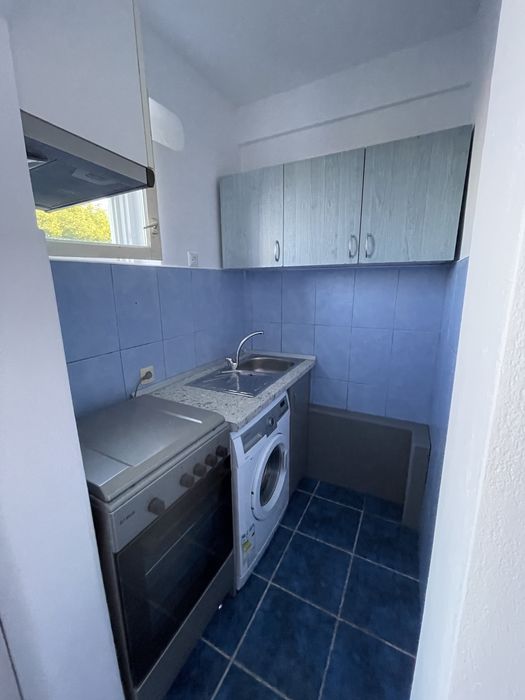 Inchiriez apartament 3 camere