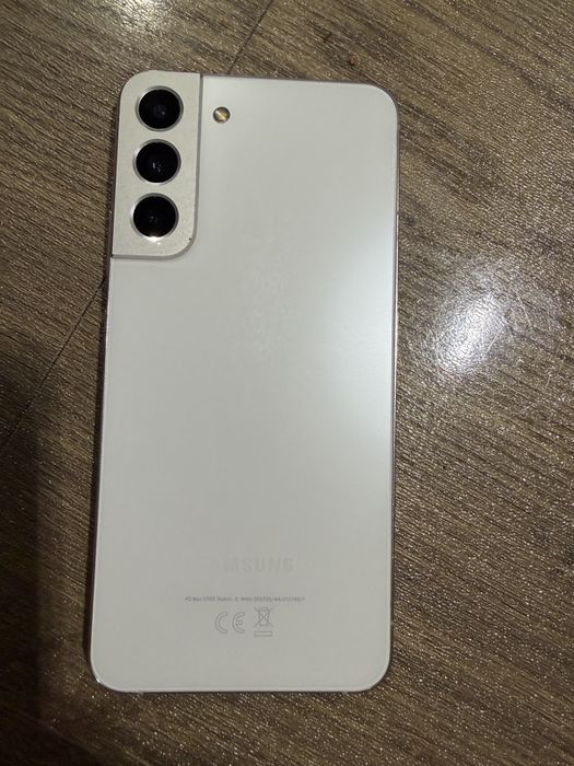 Samsung Galaxy S22+ 256 Gb.