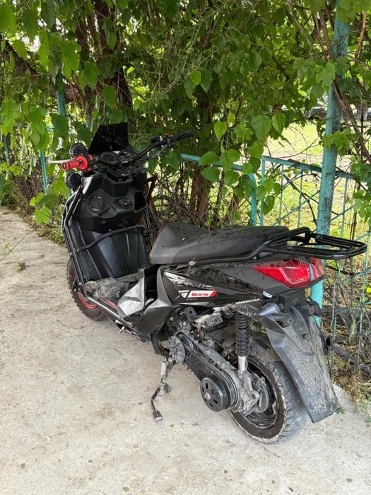 Мопед Bennali Samurai 180cc