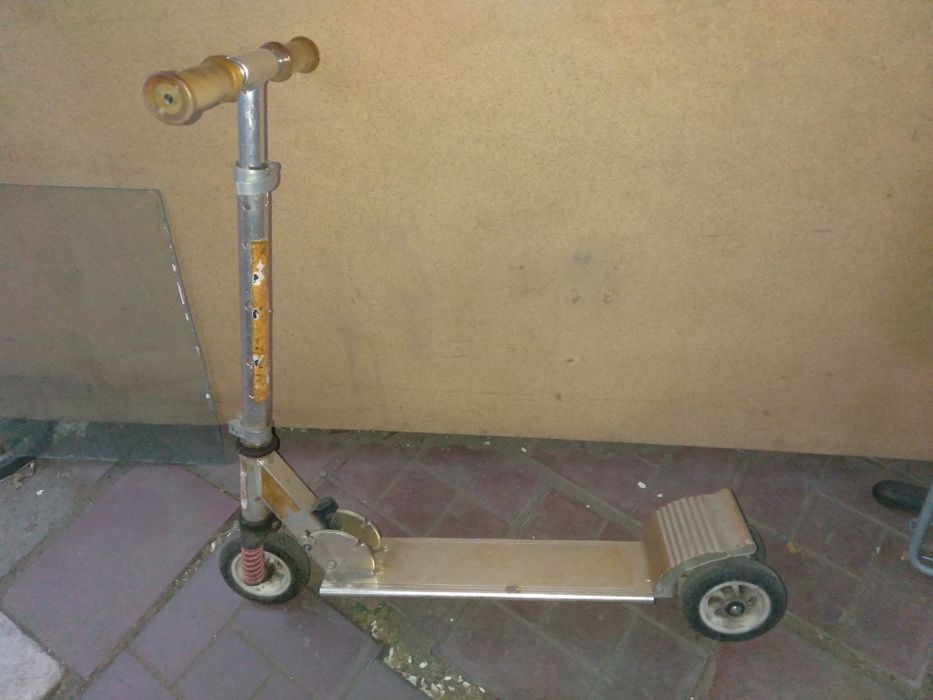 Продам самокат за 5000