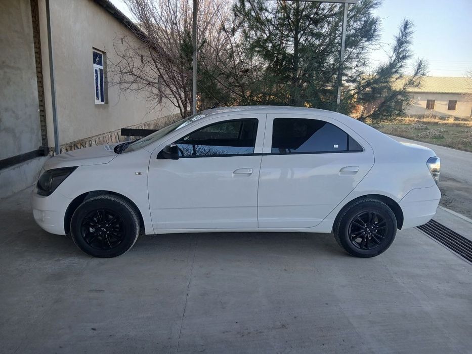 COBALT автомашинаси тезда сотилади