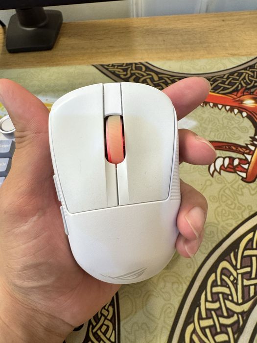 asus rog keris 2