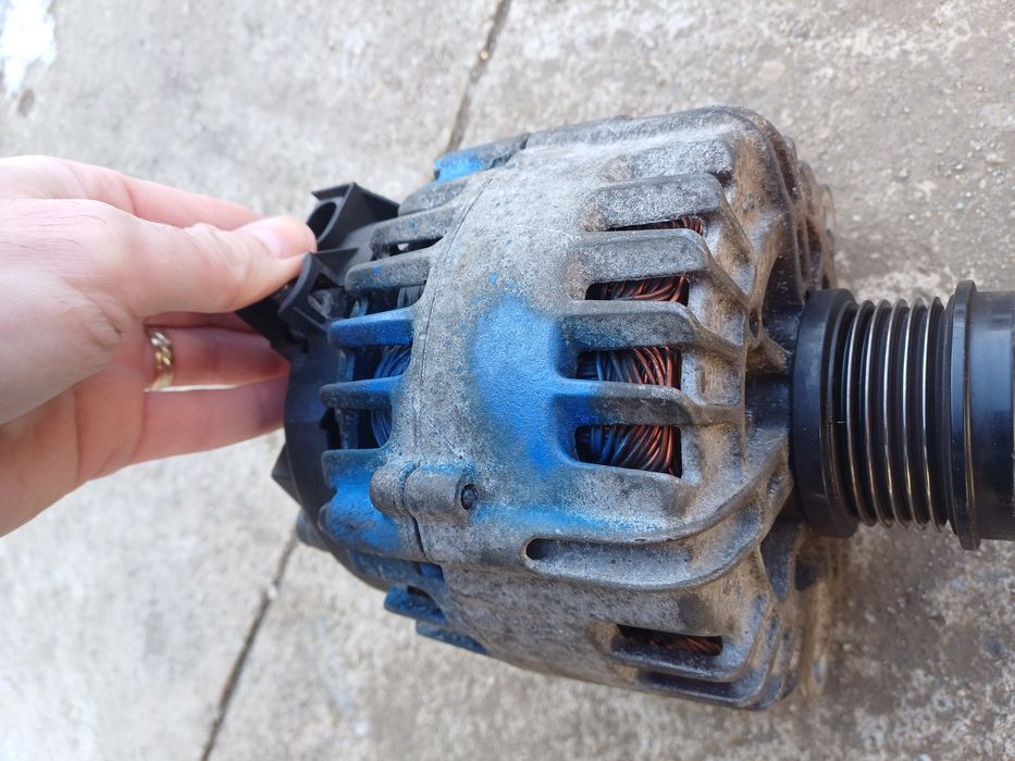 ( Pentru Piese ) AV6N-10300-GC Alternator ford focus 3 1.6 Tdci